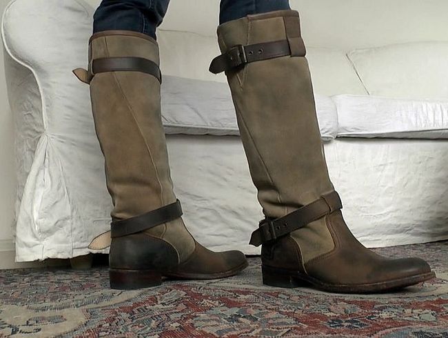 ValenteVictoriaLady's Porno Video: wi**saufgabe des Tages: spri**e ab auf meine Lederstiefel Teil 14
