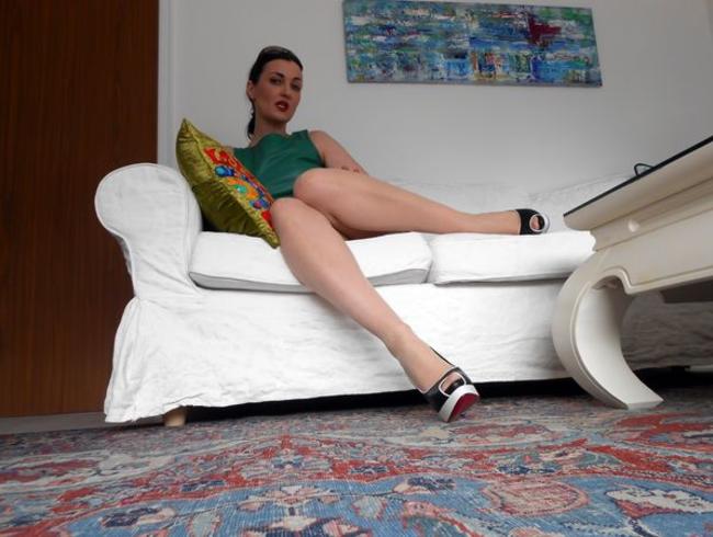 Lady Victoria Valente Porno Video: Erziehung zum DWT