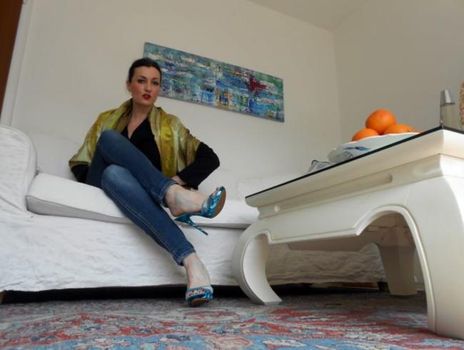 Lady Victoria Valente Porno Video: Sexy Pantolettenfüsse